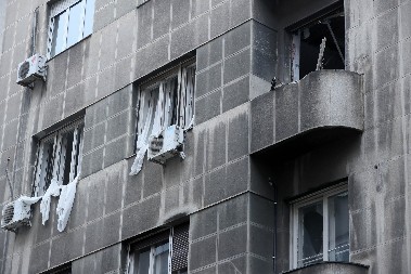 EKSPLOZIJA RAZNELA ZID IZMEĐU DVA STANA, UNUTRA PRONAĐENO TELO Novi detalji užasa u centru Beograda, tužilaštvo pokrenulo istragu