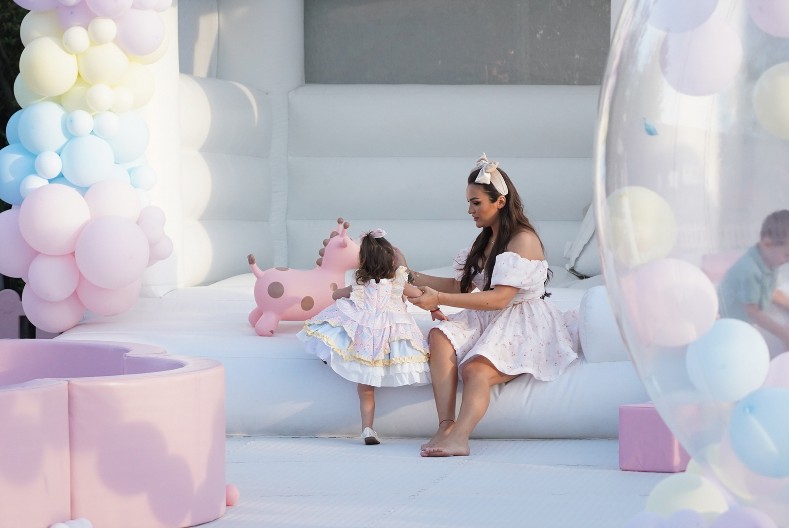 U EMISIJI UŽIVO OTKRILA DA BOLUJE! Pevačica ogolila dušu, priznala sve o zdravstvenom problemu: "Surovo je!"