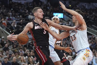 I JOVIĆ PONOVO NA TERENU Srpski reprezentativac dvocifren u porazu Majamija