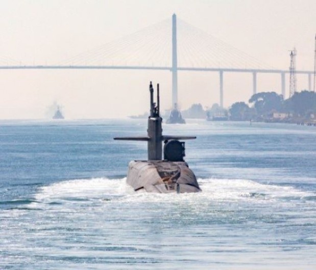 "JEDVA SE VUČE KUĆI..." Rute ismejao rusku podmornicu koja se pokvarila na putu