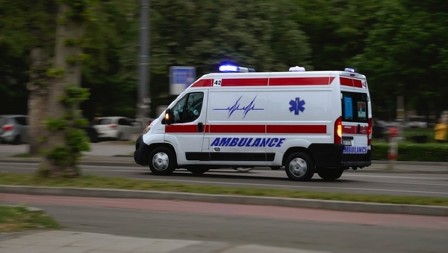 AUTOMOBIL POKOSIO ŠESTOGODIŠNJEG DEČAKA Oglasila se Hitna pomoć