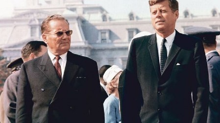 USKORO POČINJE SNIMANJE PRVE SEZONE SERIJE "KENEDI" Veliki holivudski glumac tumači jednu od glavnih uloga