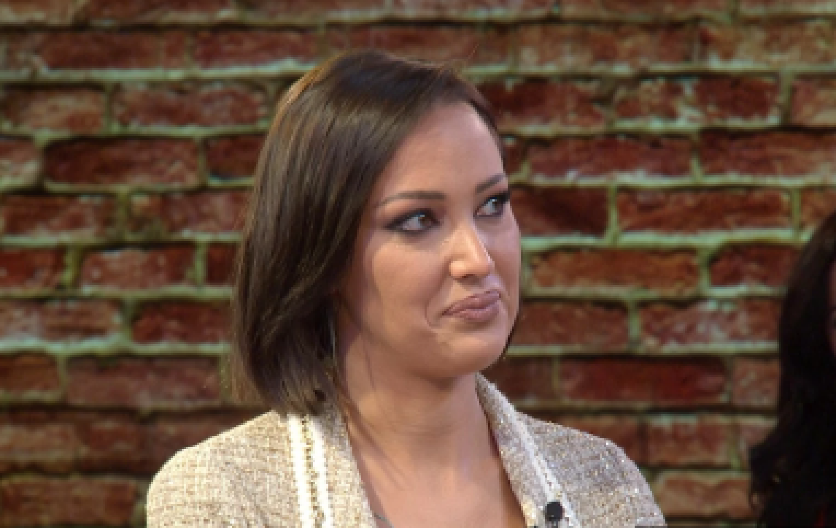 JEZIVA TRAGEDIJA SE KRIJE IZA REČI ALEKSANDRE PRIJOVIĆ Zbog onog što je pevačica izgorovila svi plaču!