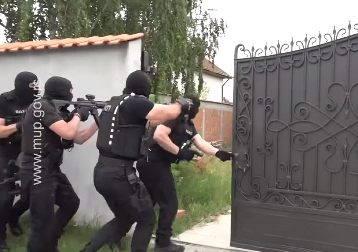 UHAPŠEN SRBIN U DUBAIJU   On je pao u akciji protiv organizovanog kriminala