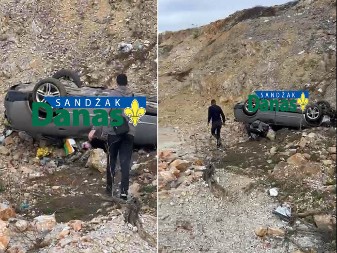 ŠOK KOD TUTINA! Automobil sleteo s puta i pao na krov - PUTNICI NEPOVREĐENI! (FOTO)