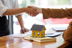 VELIKI UPIS NEKRETNINA POČINJE 15. DECEMBRA Evo ko plaća fiksnu cenu od 100 evra