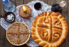 SRBI IH POŠTUJU VEKOVIMA: Ovo su slavski običaji kojih se svaki domaćin pridržava, drugi je posebno bitan!