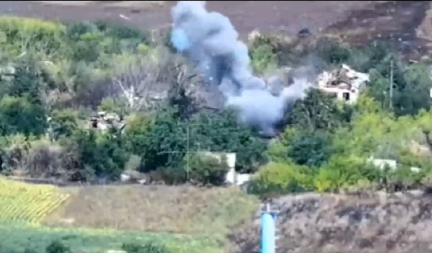 UNIŠTENO UKRAJINSKO ORUŽJE Sve je odletelo u vazduh (VIDEO)