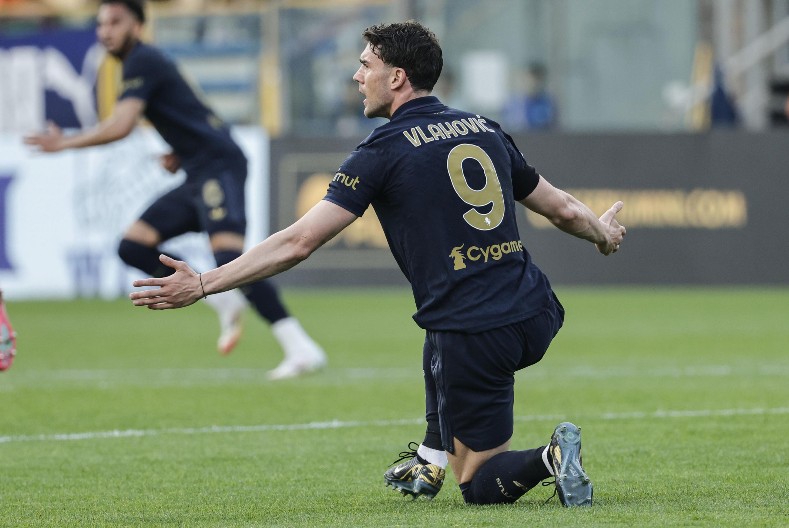 "NEKO MORA DA SMESTI LOPTU U GOL" Hrvat opasno potkačio Vlahovića, pale jake prozivke