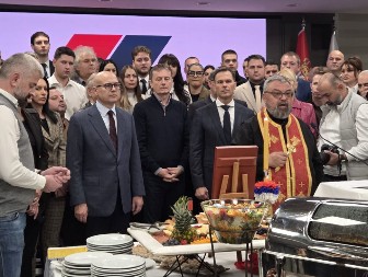 "OKUPLJA NAS IDEJA SNAŽNE, NAPREDNE SRBIJE" SNS obeležila stranačku slavu Svetu Petku, prisustvovao i predsednik Vučić (VIDEO)