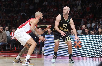 KRAJ SAGE Dogovor postignut, Kalates pred vratima Partizana