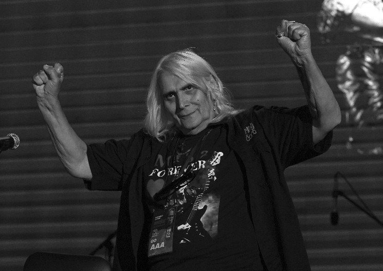 NA DANAŠNJI DAN ROĐEN JE BORA ĐORĐEVIĆ Prijatelj obišao njegov grob, evo šta je tamo zatekao