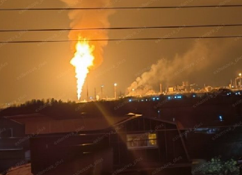Gori najveća Lukoil rafinerija – urušilo se postrojenje, aerodromi blokirani, hiljade ljudi bez struje (FOTO)