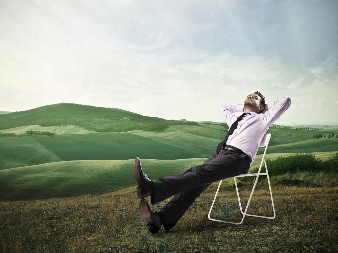 Ko na Dan primirja bude radio, dobro će se opariti – ko ima pravo na duplu dnevnicu?