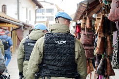 SKANDAL! Sarajevski specijalci pozirali uz zastavu "Handžar divizije", zloglasne po masakriranju Srba (FOTO)