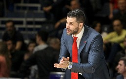 ALIMPIJEVIĆ NADIGRAO KOKOŠKOVA Bešiktaš srušio Efes i nastavio dominaciju u turskom prvenstvu