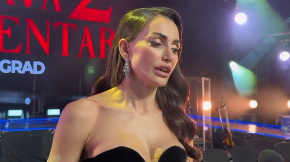 FANOVI ZABRINUTI ZA STANJE EMINE JAHOVIĆ Nakon koncerta svi su primetili samo jedno: "Sigurno postoji neko objašnjenje!"