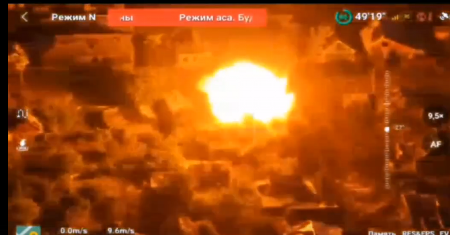 OBJAVLJEN SNIMAK UDARA NA ODESU: "Geranijum" pogodio metu, eksplozija OBASJALA GRAD (VIDEO)