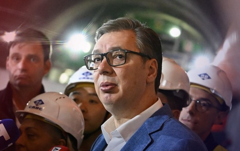 VUČIĆ SE UPRAVO OGLASIO Poruku predsednika čula je cela Srbija!