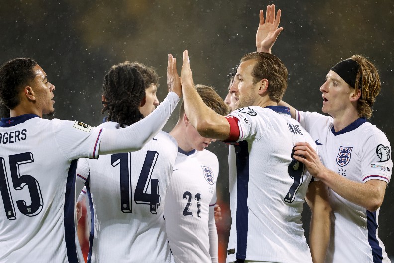 SVI SU OSTALI ZATEČENI ZBOG OVOGA Englezi se na nikad čudniji način spremaju za okršaj sa Srbijom (FOTO)