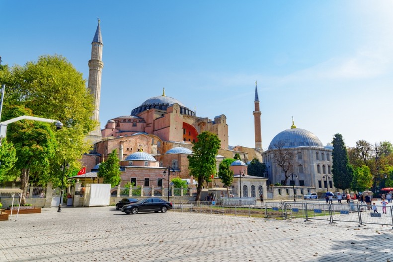 OVE REČI TURCI KORISTE SVAKI DAN, A SRPSKE SU: Sultani su učili naš jezik, pogledajte koji pravoslavni naziv su pozajmili!