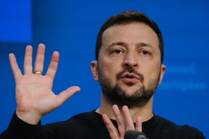 ZELENSKI OBEĆAO PARE ZA 10 DANA! Ogroman talas prijava, evo ko dobija 1.000 grivni!