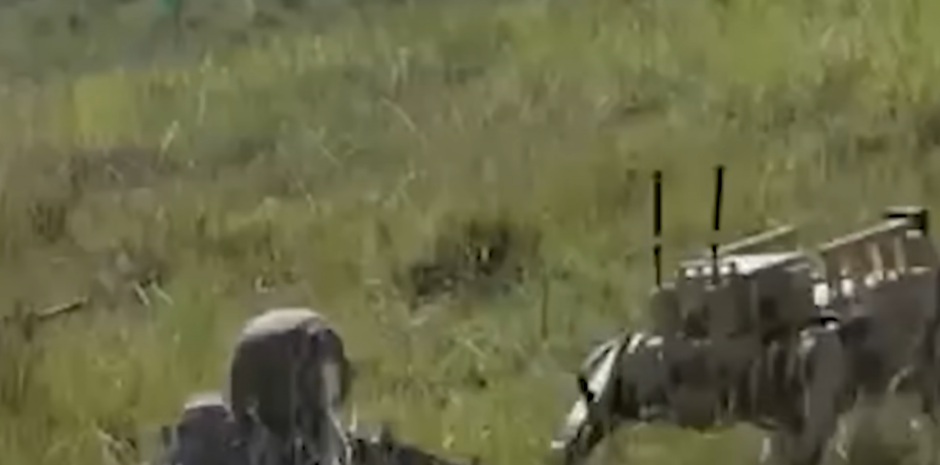 ZASTRAŠUJUĆE NOVO ORUŽJE MOGLO BI DA BUDE UDARNA PESNICA NA "CILJ SVIH CILJEVA": Ovaj snimak ga prikazuje u akciji (VIDEO)