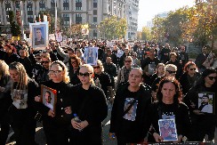 POČINJE SUĐENJE ZA TRAGEDIJU U DISKOTECI „PULS“ Marš za anđele u Skoplju pred početak sudskog procesa