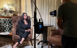 "OVO JE POSLEDNJI PUT DA GOVORIM O NJEGOVOJ SMRTI" Pevačica se slomila u emisiji, preminuo je u 33. godini života