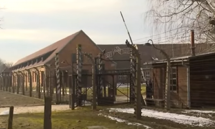 NEMCI TRGUJU PATNJOM, SKANDAL TRESE ZEMLJU! Lične stvari Jevreja žrtava Holokausta NA AUKCIJI!