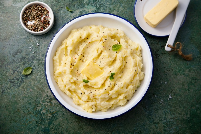 KROMPIR PIRE KAO IZ RESTORANA Nema kapi mleka, a kremast i bez grudvica