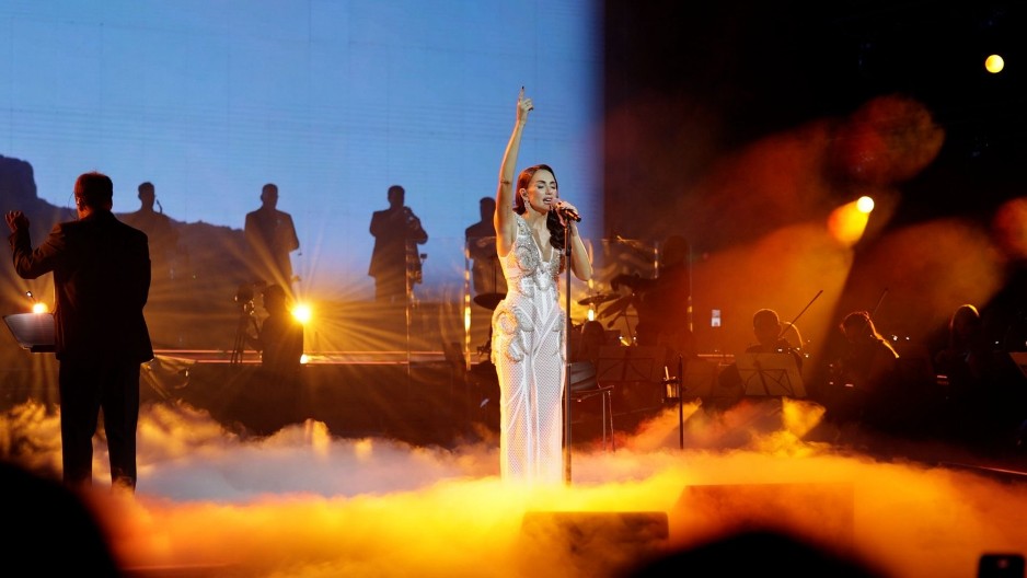 EMINA JAHOVIĆ U FOKUSU REGIONA Najavljen treći koncert u Sava Centru, ulaznice u prodaji!