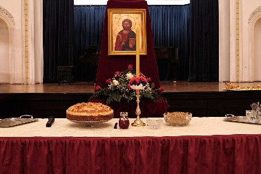 OVAJ OBIČAJ ZA ARANĐELOVDAN IZNENADIO I POPA Evo šta je poručio svojim parohijanima