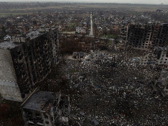RUSI IH SASTAVILI SA CRNOM ZEMLJOM, HILJADE CIVILA ZAROBLJENO! Ovo mesto je pakao, sablasne fotografije tresu svet (FOTO)