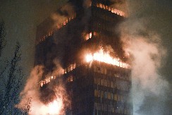 "MISLIO SAM DA JE NARANDŽASTO SVETLO, A ONDA SAM VIDEO OTVORENI PLAMEN" Ispovest mladića koji je pozvao vatrogasce zbog požara u zgradi Vjesnika