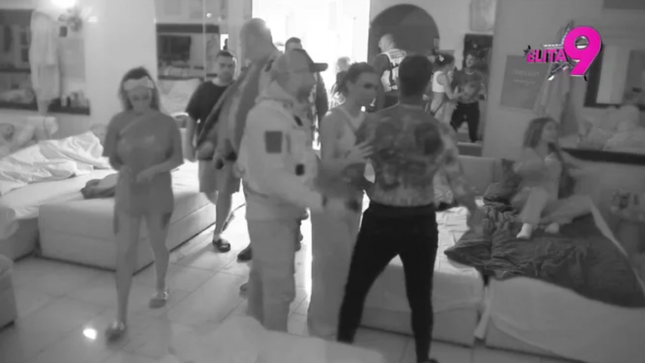 OBEZBEĐENJE NAPRAVILO ŽIVI ZID Žestoka svađa oko devojke, učesnici Elite u nikad većem klinču