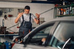 VOZAČI, UPOZORENJE KOJE MOŽE SPASITI ŽIVOT Zbog ove greške sigurno padate na tehničkom pregledu - evo šta morate proveriti!