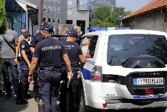 POLICIJSKA AKCIJA U OBRENOVCU Na terenu su  Interventni timovi i Policijska brigada
