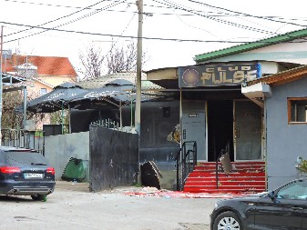 "TE NOĆI JE IZGORELA BUDUĆNOST LEPIH MLADIH LJUDI" Roditelji dece stradale u diskoteci "Puls" U SUZAMA nakon izlaganja tužioca