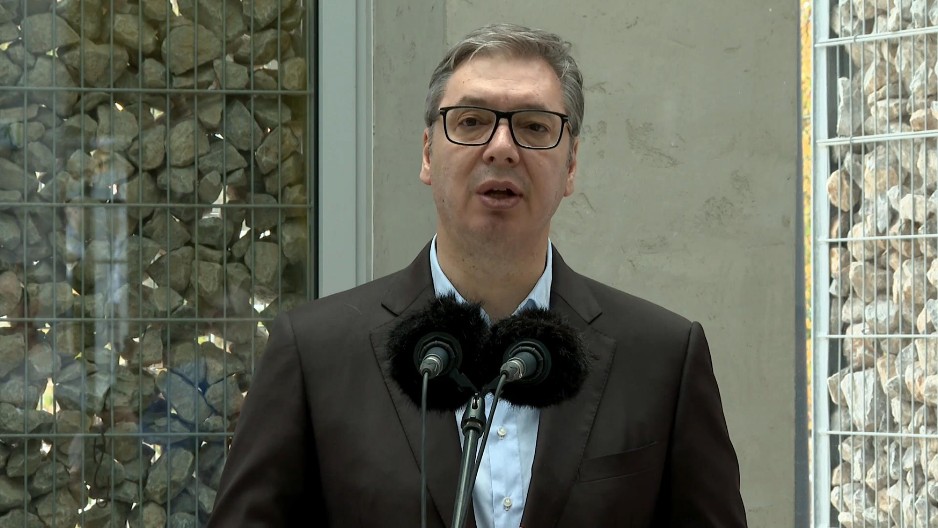 VUČIĆ O NAPADIMA BLOKADERA Pobeđujem ih politički, svi blokaderi zajedno kad se skupe, ne mogu da rade kako ja radim