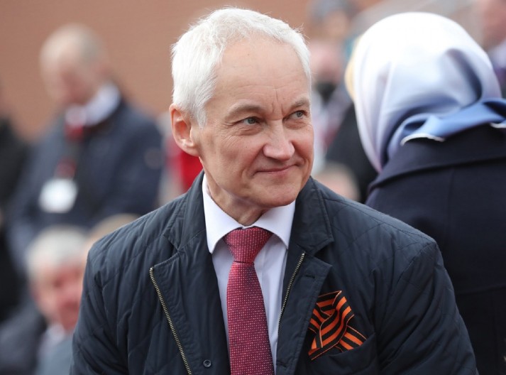 POČELO JE! Amerikanci gledaju u neverici, Belousov diriguje!