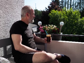 SLUČAJ U BEČU KOJI JE PODIGAO BURU Danijel pušio na terasi, a sud ga kaznio sa 13.000 evra