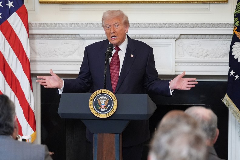 BRIŠE SE VOUK AGENDA! Davos je "pao", Tramp vraća normalnost na dnevni red!