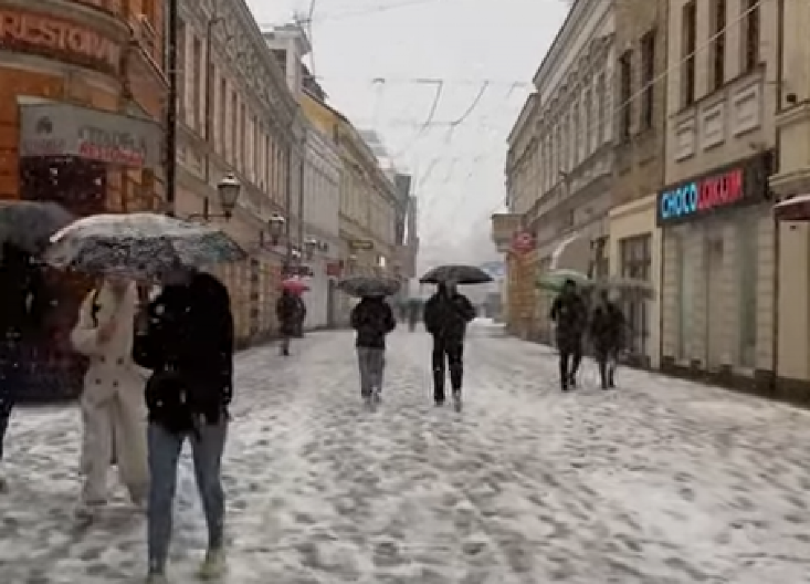 SNEG PARALISAO BANJALUKU! Zimske službe na terenu, poseban apel za vozače