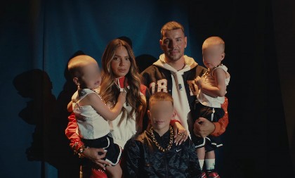 PORODIČNA KRUNA KARIJERE: Ivana Pavković i Petar Mitić u duetu ''Doživotno'', otkrili najintimniji trenutak spota: ''Plakali smo'' (VIDEO)