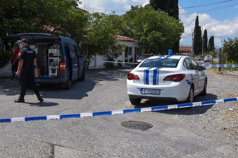 DRAMA U HERCEG NOVOM Beograđaninu blokirani stanovi i zgrada zbog kriminala!