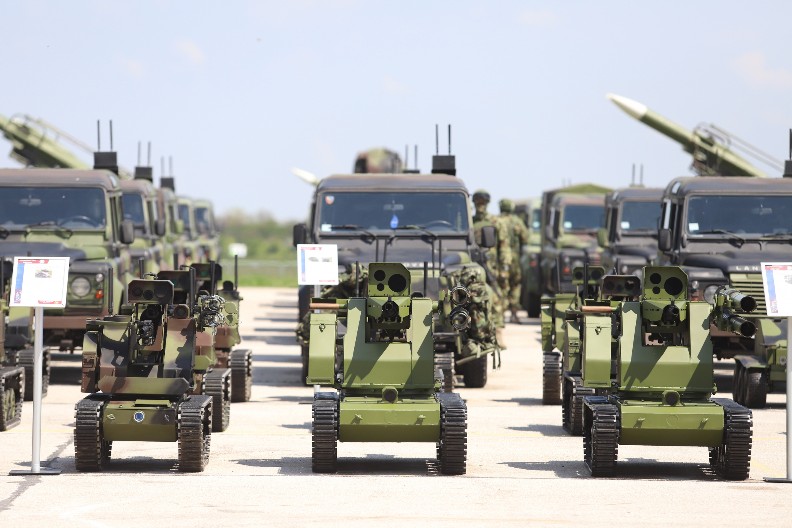 PRAVE ORUŽJE KOJE POGAĐA DIREKTNO U MOZAK Naučnici upozoravaju – ovo je opasnije od svega što je svet video!