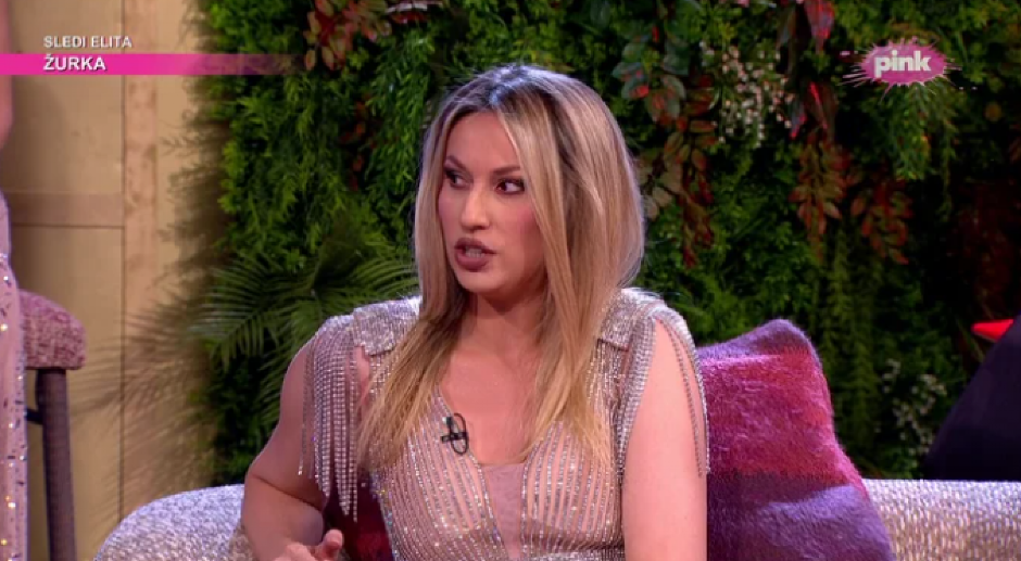 "ŠTO NE SMEŠ, BIO JE OŽENJEN?!" Rada Manojlović ostala zatečena pitanjem o dečku, nastao muk u studiju