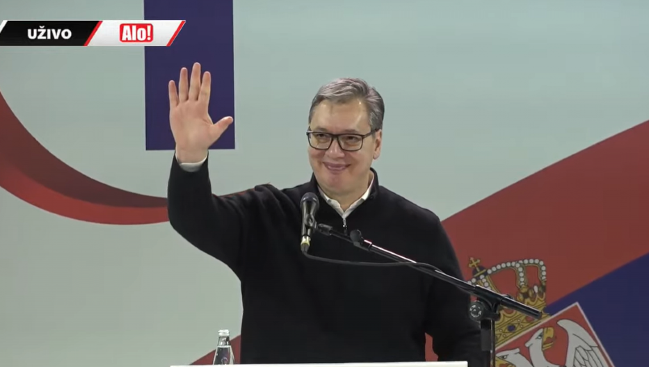 VUČIĆ SAOPŠTIO LEPE VESTI: Stižu uvećane penzije, gledaćemo da plate ubrzano rastu