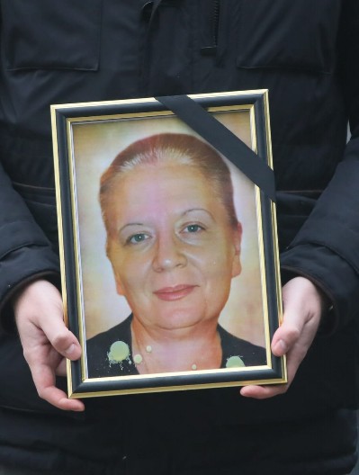 ESTRADA PREVIŠE ZAUZETA! Mnogima je pisala hitove, evo koga je javnost očekivala na sahrani Ljilje Jorgovanović, a nisu se pojavili